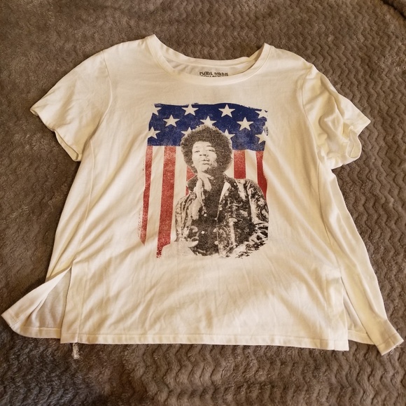 Graphic Tee - Picture 1 of 3